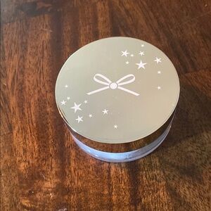 Ciate London extraordinary translucent powder